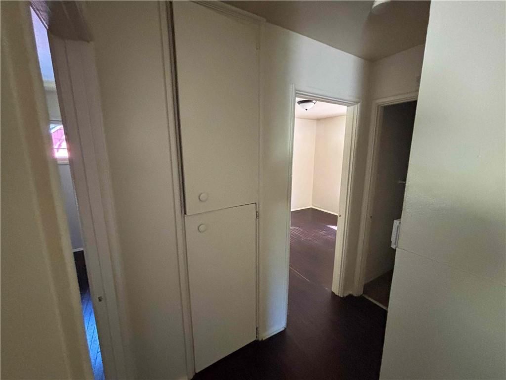 Photo 6 of 16 - 4127 Jackson Avenue