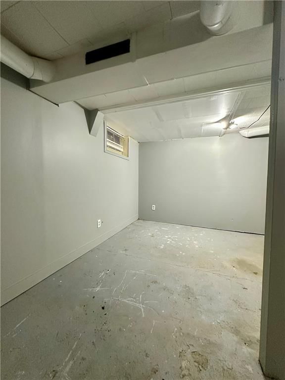 401 W Fifth Street — photo 14
