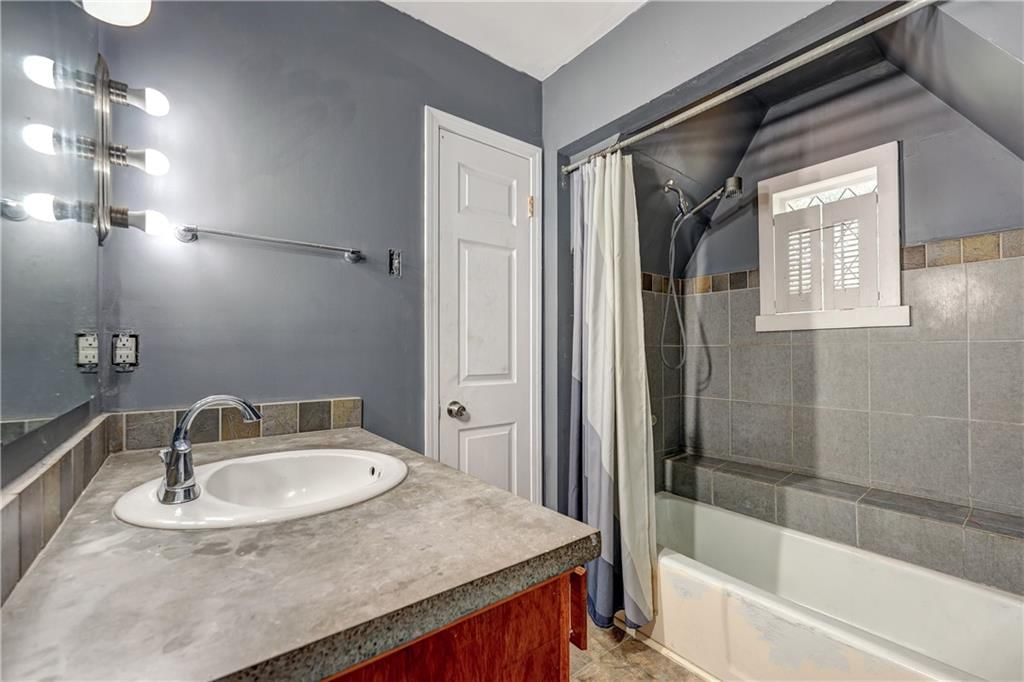 1124 S Winterbrooke Drive — photo 13
