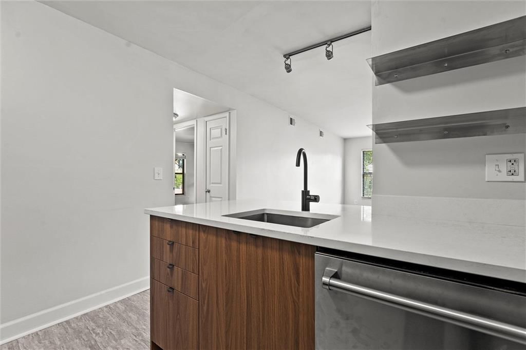 445 W 9th #103 Street — photo 11