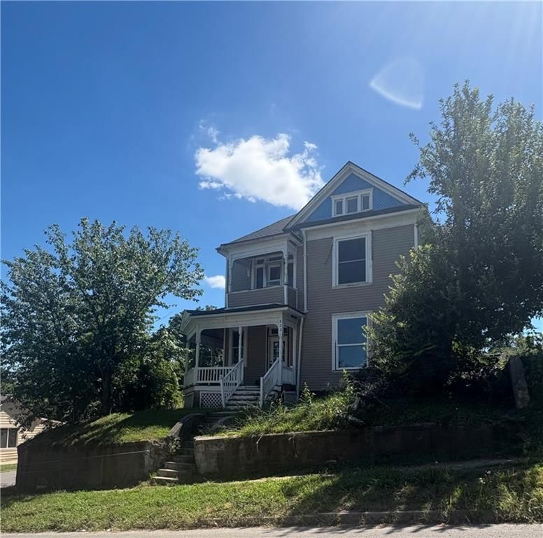 Photo 1 of 9 - 622 Hamburg Avenue