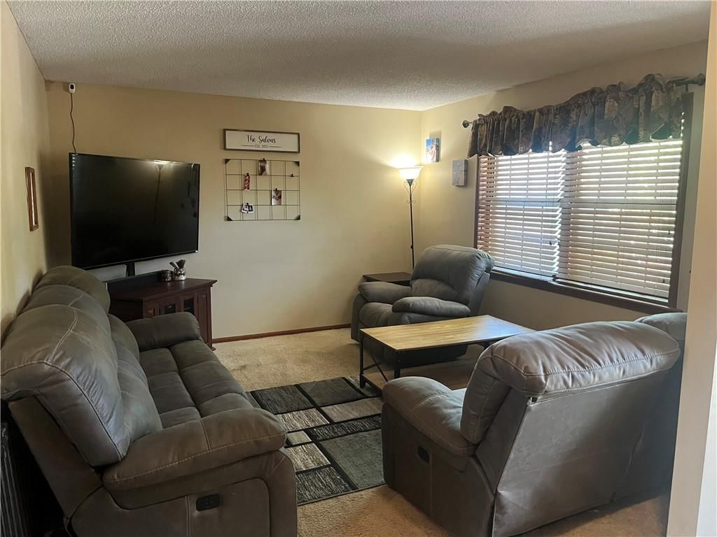 17815 Greentree Avenue — photo 4