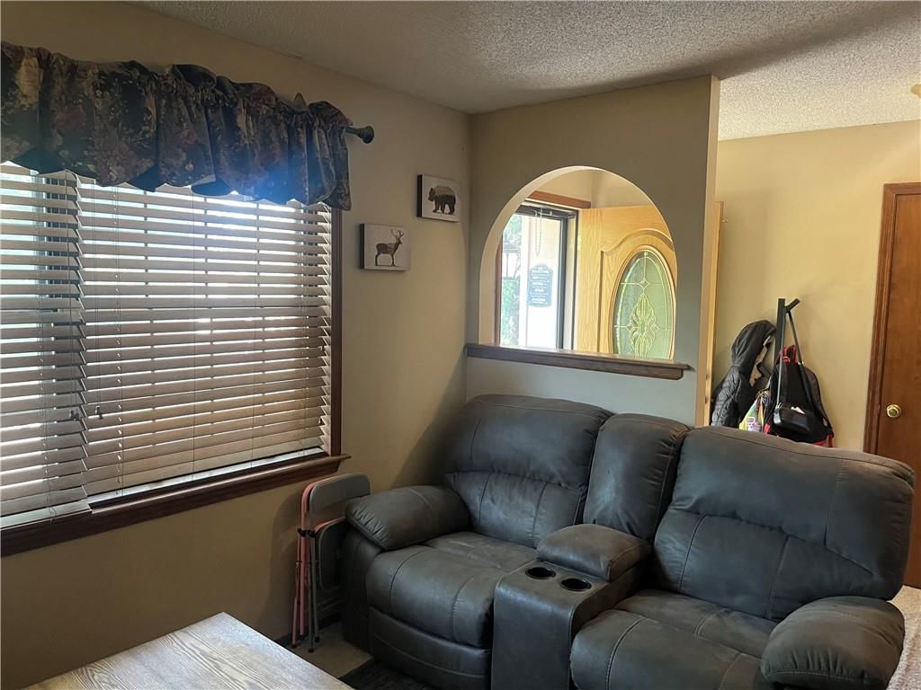 17815 Greentree Avenue — photo 5
