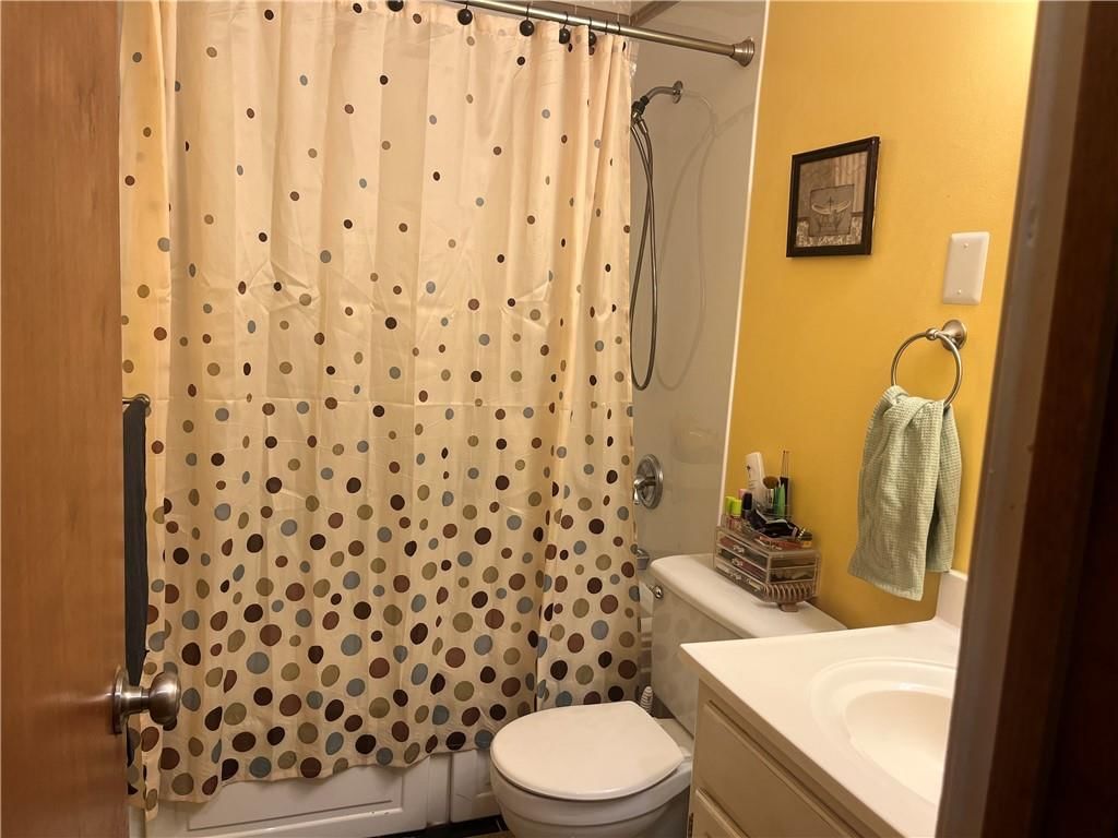 17815 Greentree Avenue — photo 14