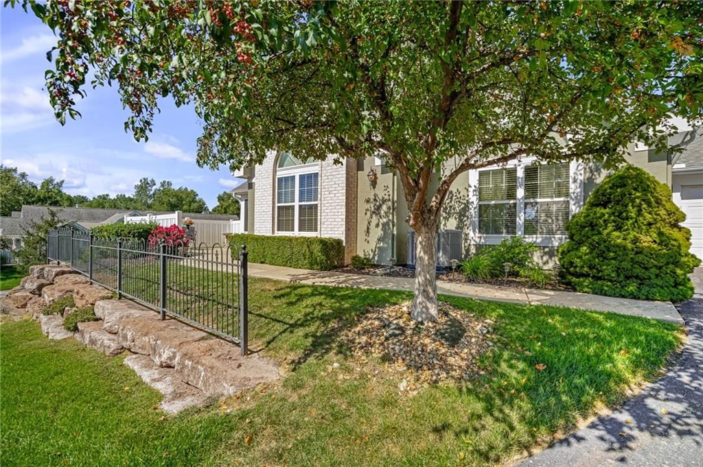 7153 Meadow View Street — photo 3
