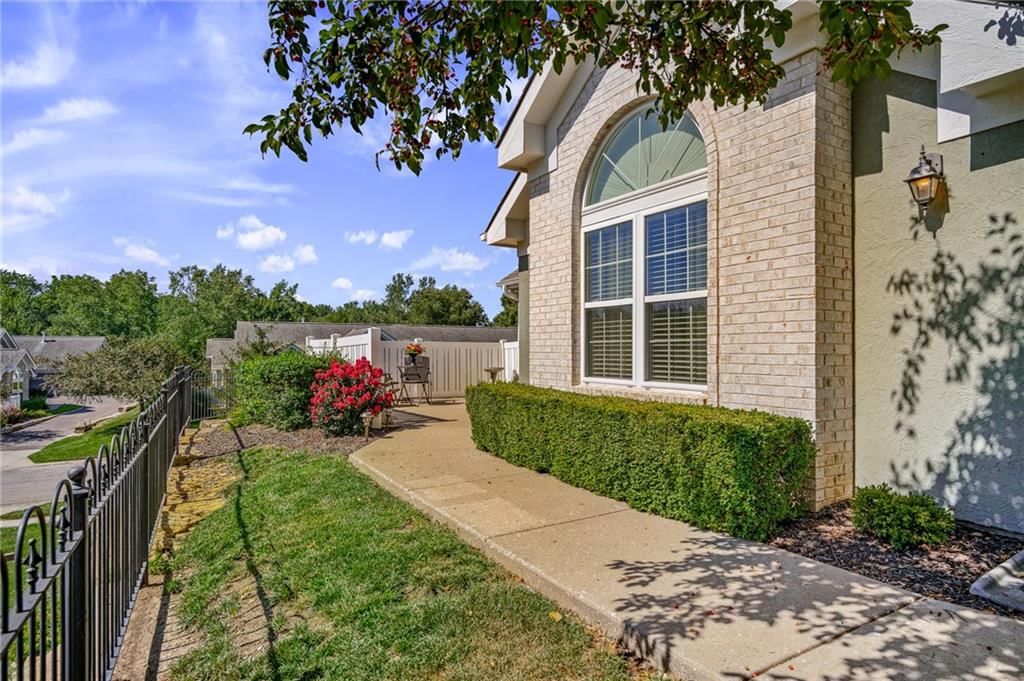 7153 Meadow View Street — photo 5