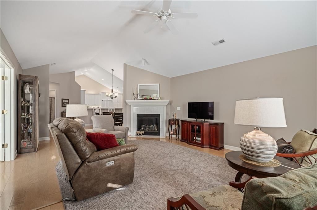 7153 Meadow View Street — photo 12