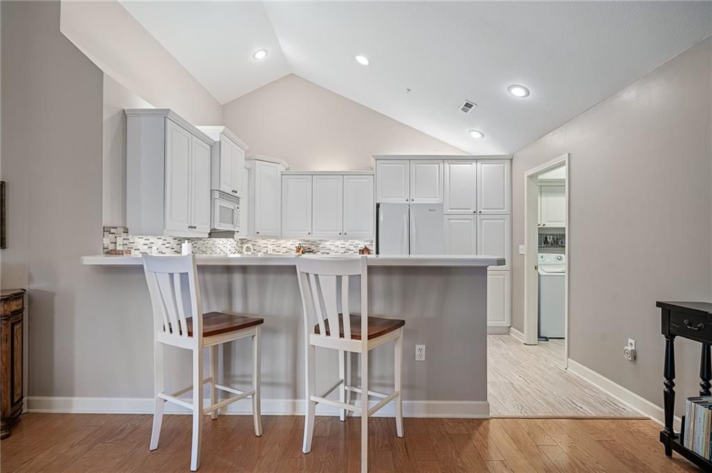 7153 Meadow View Street — photo 25
