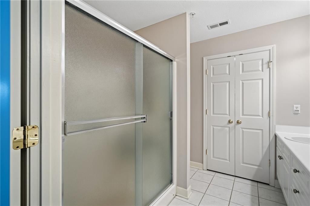 7153 Meadow View Street — photo 34