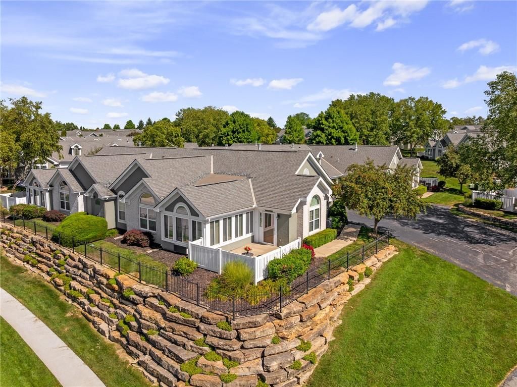 7153 Meadow View Street — photo 41