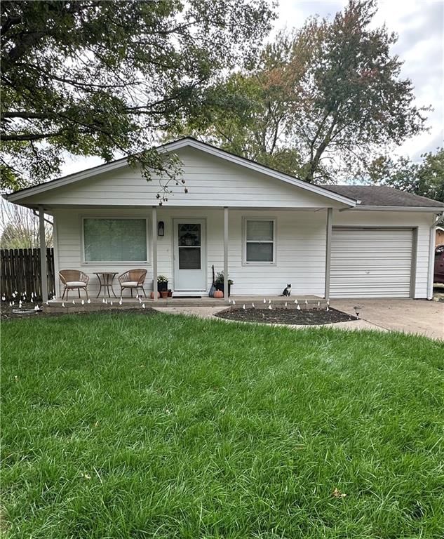 322 N Vermont Street — photo 1