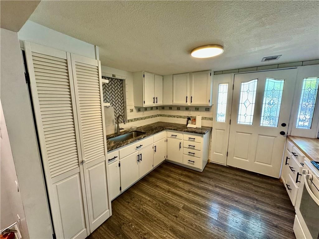 117 S 86 Street — photo 13