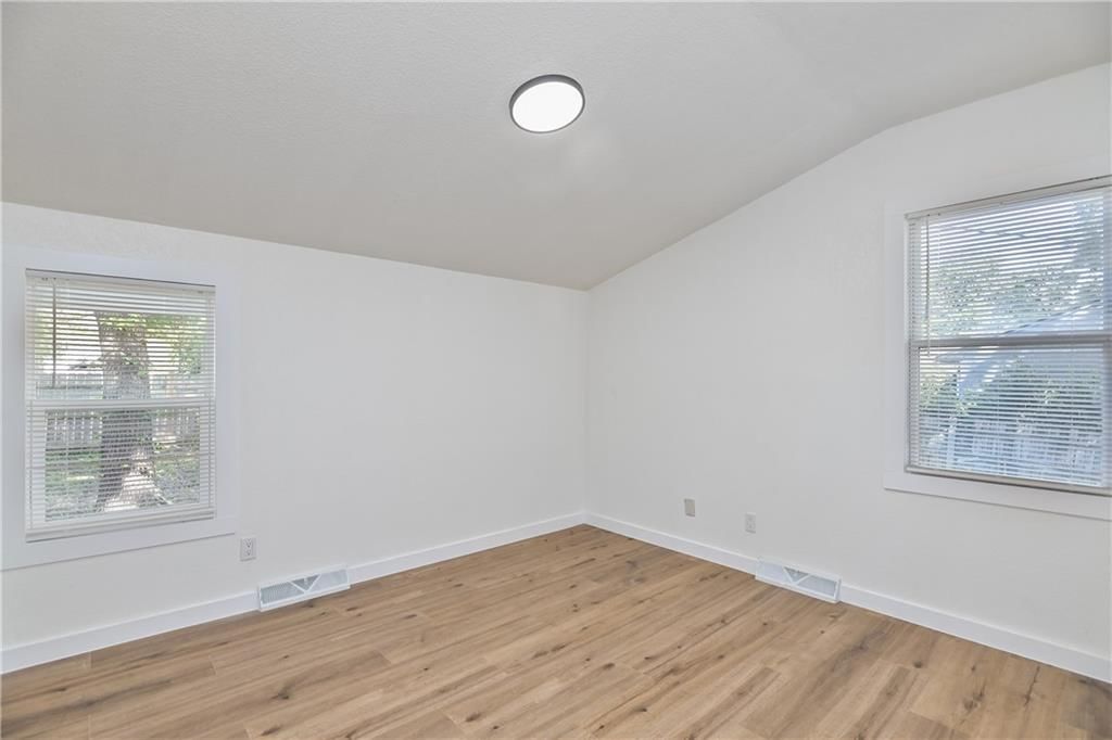 8208 E 114th Street — photo 10