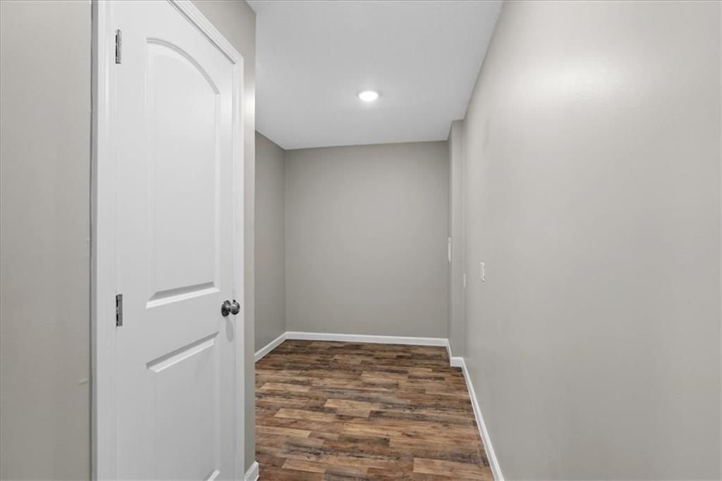 302 Walnut Street — photo 21