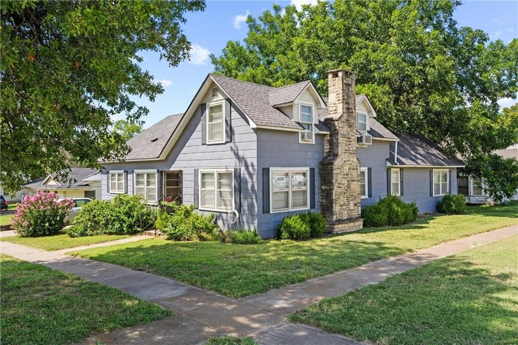 204 W Cherokee Street, Sedan, KS