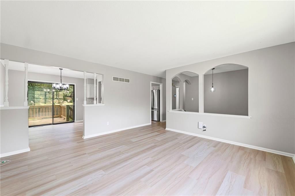 Photo 8 of 35 - 1628 1st Street Terrace