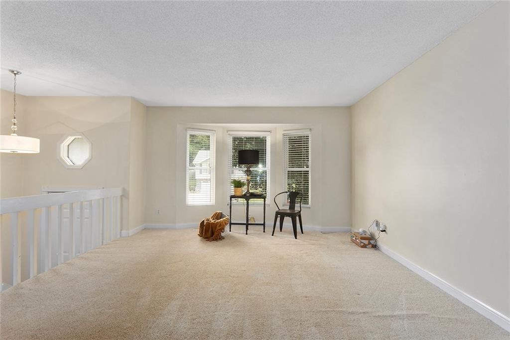 Photo 7 of 43 - 1407 NW 74th Street