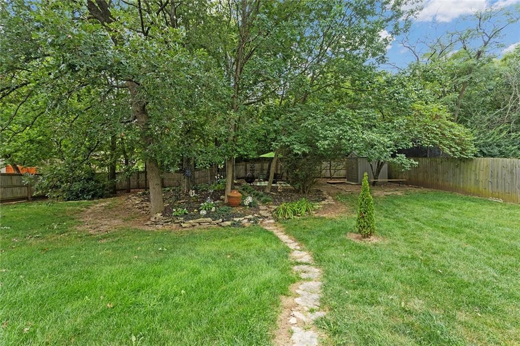 Photo 37 of 43 - 1407 NW 74th Street