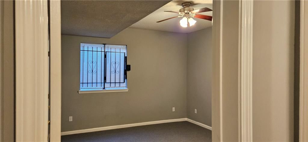3915 Highland Avenue — photo 24