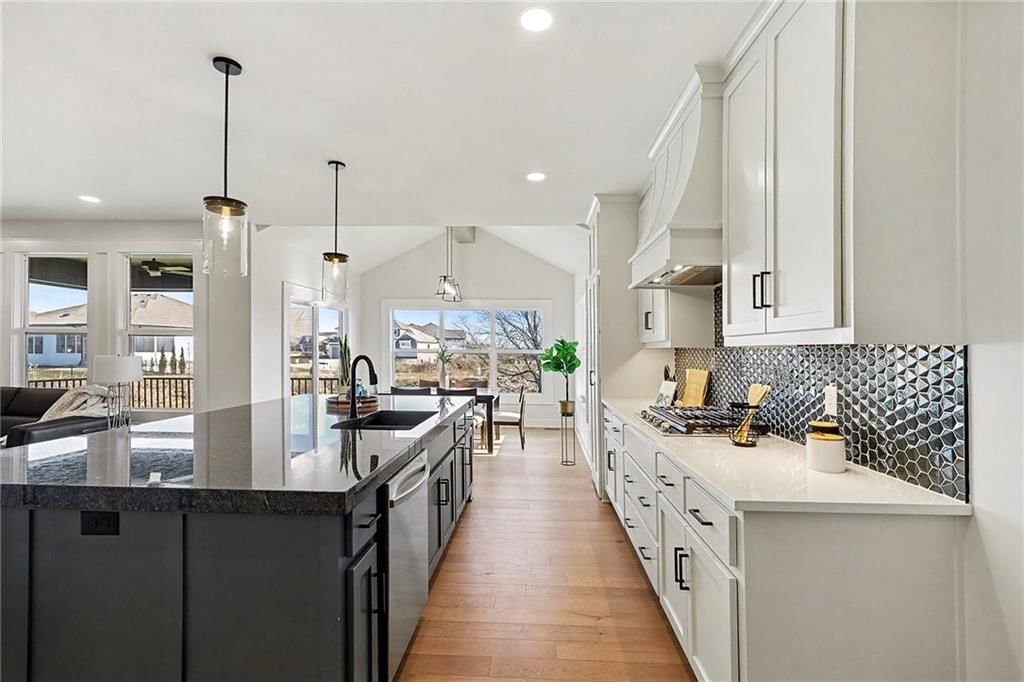18409 Caenen Street — photo 12
