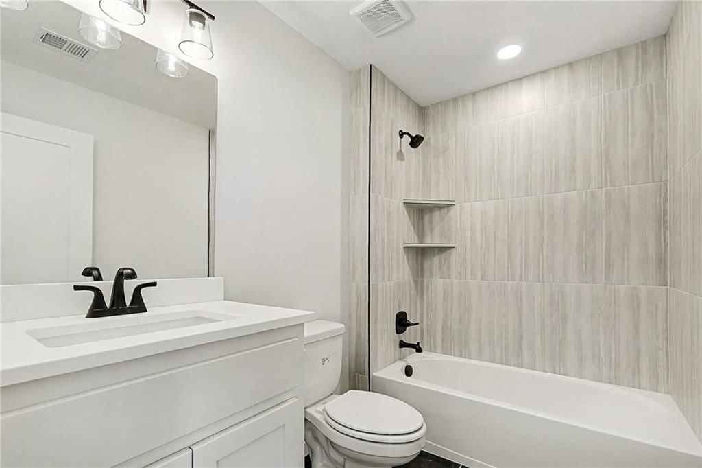 18409 Caenen Street — photo 32