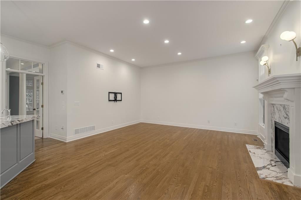 4217 W 114th Street — photo 10