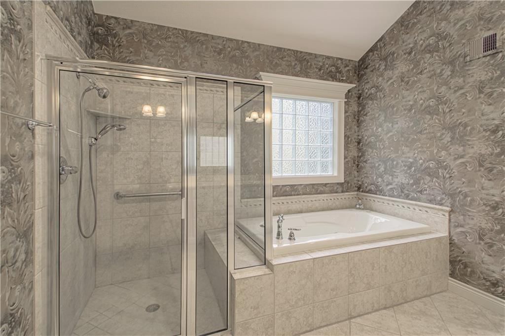 4217 W 114th Street — photo 22