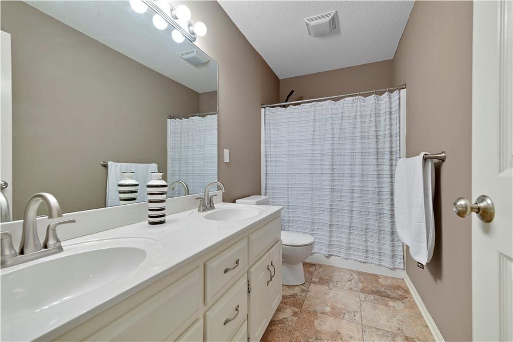 12151 S Clinton Street — photo 22