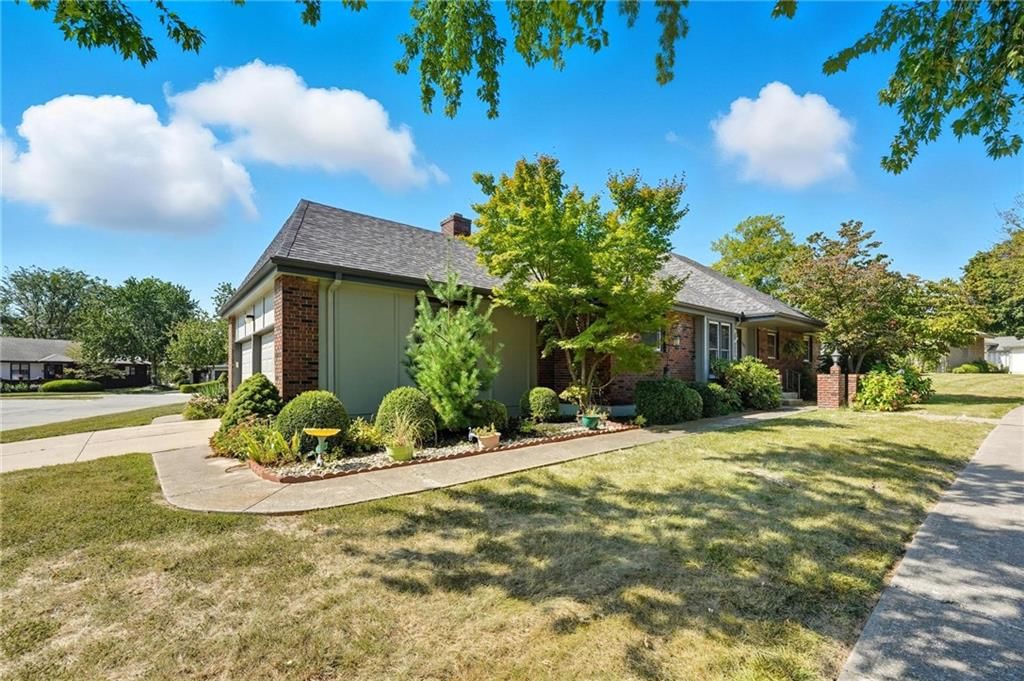 141 Woodbridge Lane — photo 4