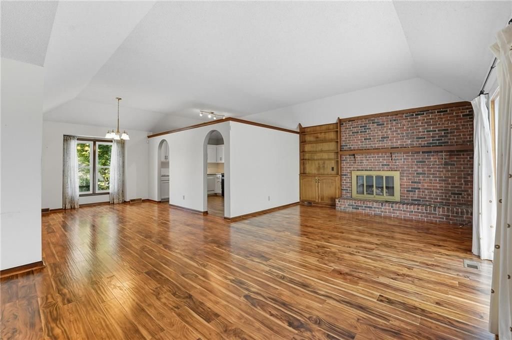 141 Woodbridge Lane — photo 13