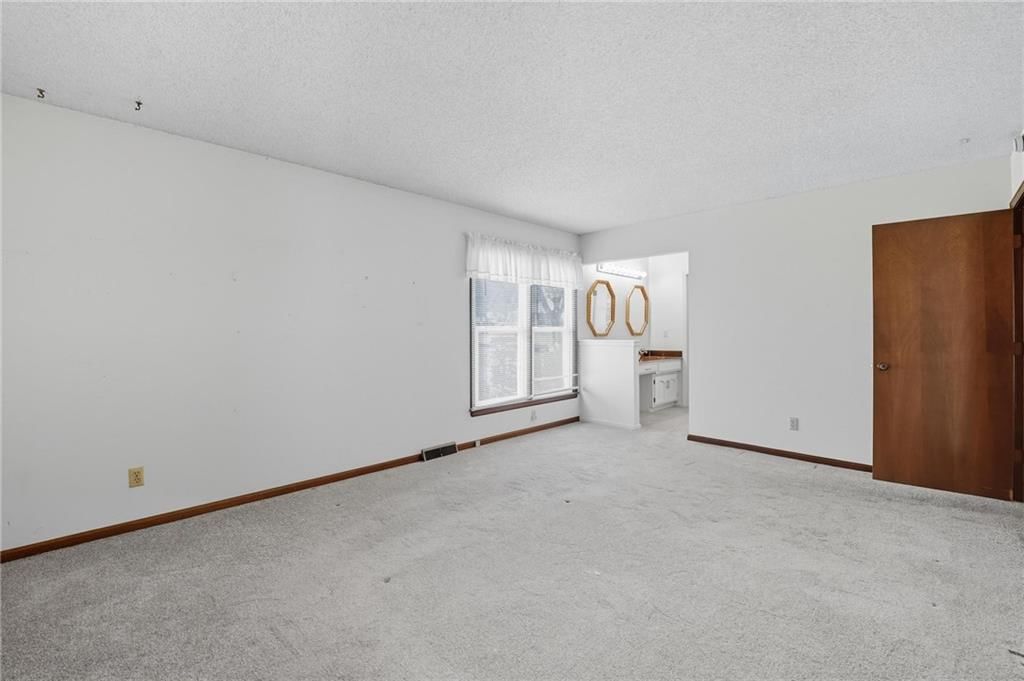 141 Woodbridge Lane — photo 18