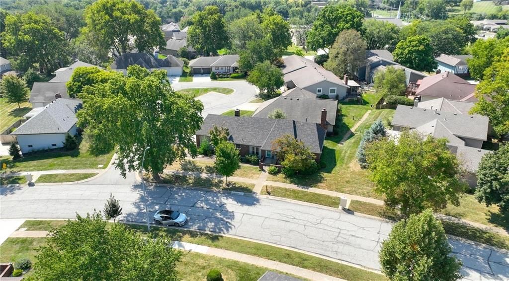 141 Woodbridge Lane — photo 32