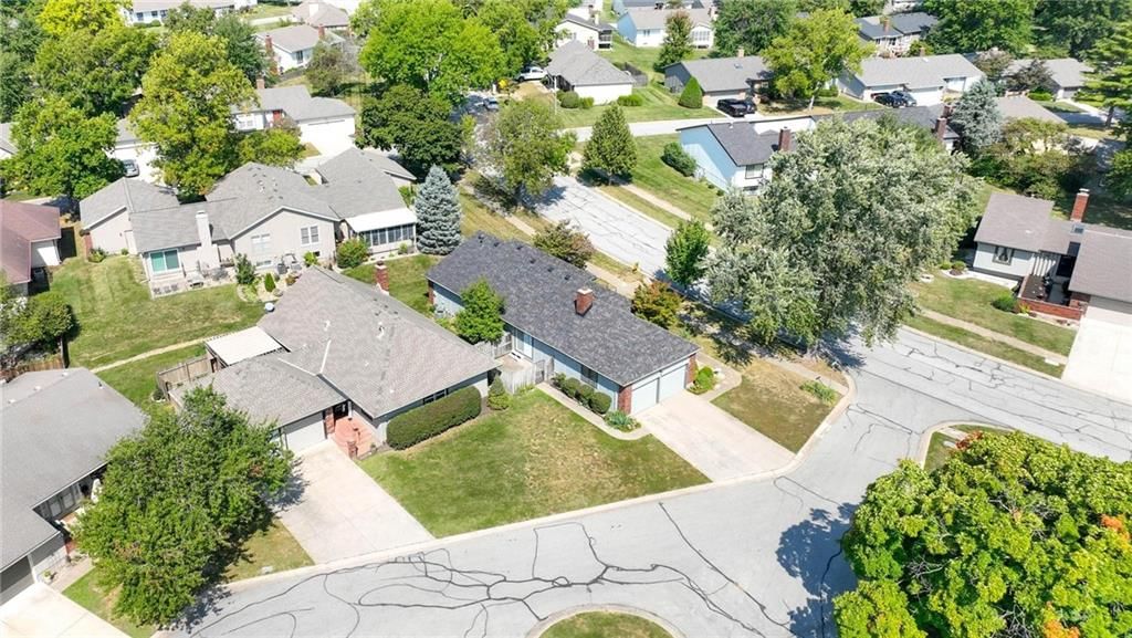 141 Woodbridge Lane — photo 33