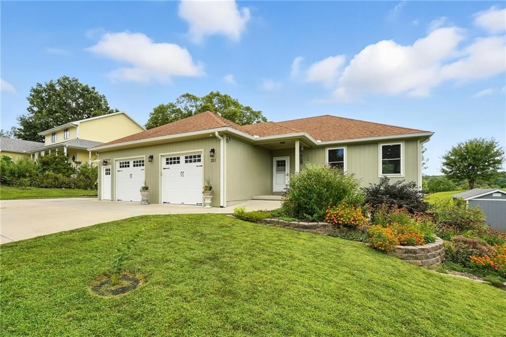 Photo 1 of 45 - 311 Summerset Drive