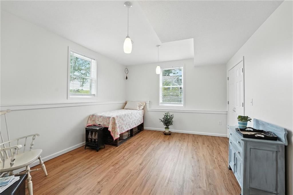 Photo 34 of 45 - 311 Summerset Drive