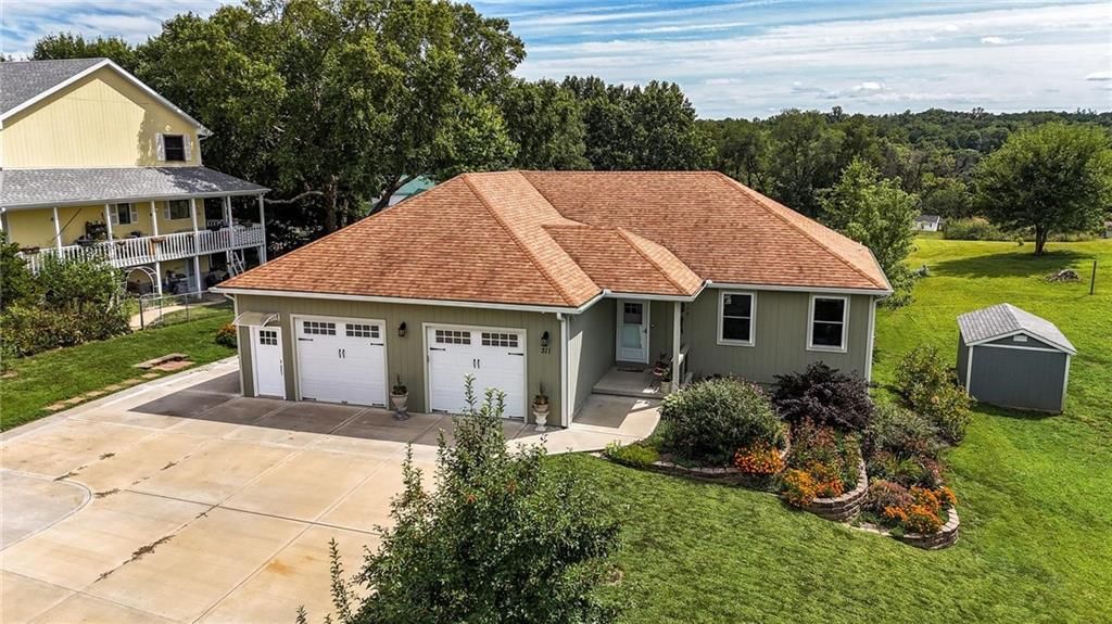 Photo 43 of 45 - 311 Summerset Drive