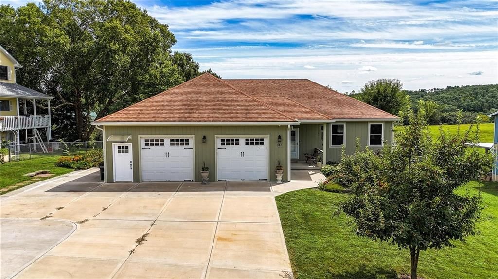 Photo 44 of 45 - 311 Summerset Drive