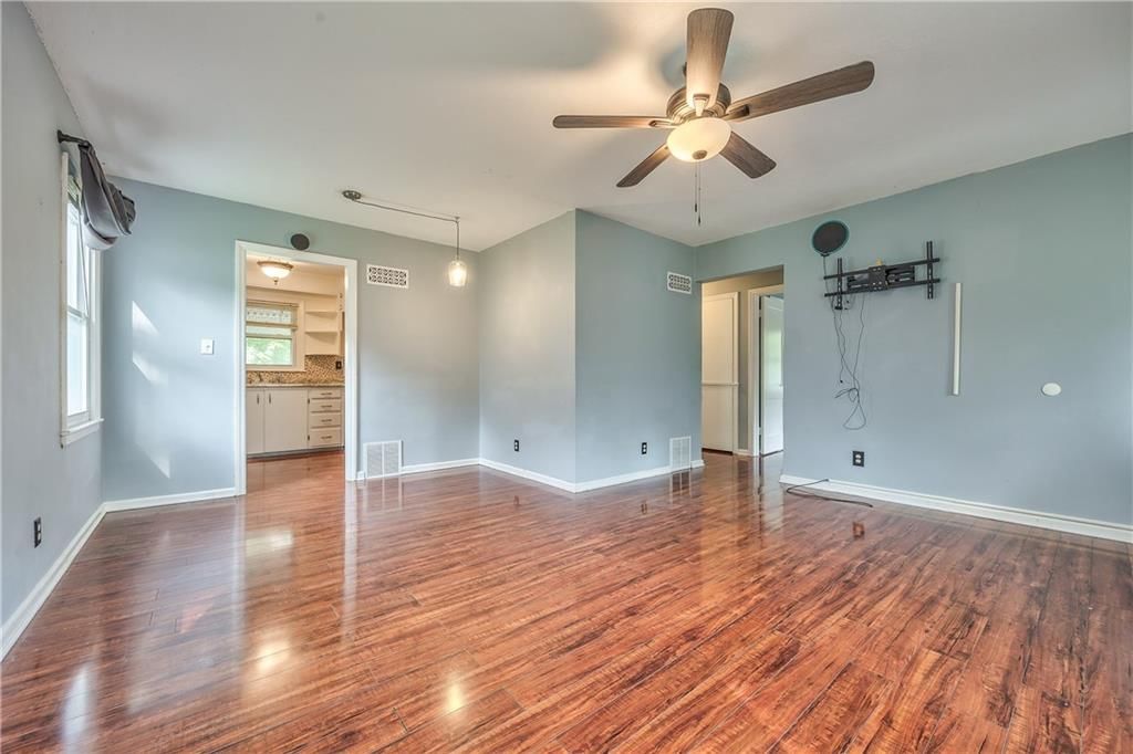 2200 S 13th Terrace — photo 7