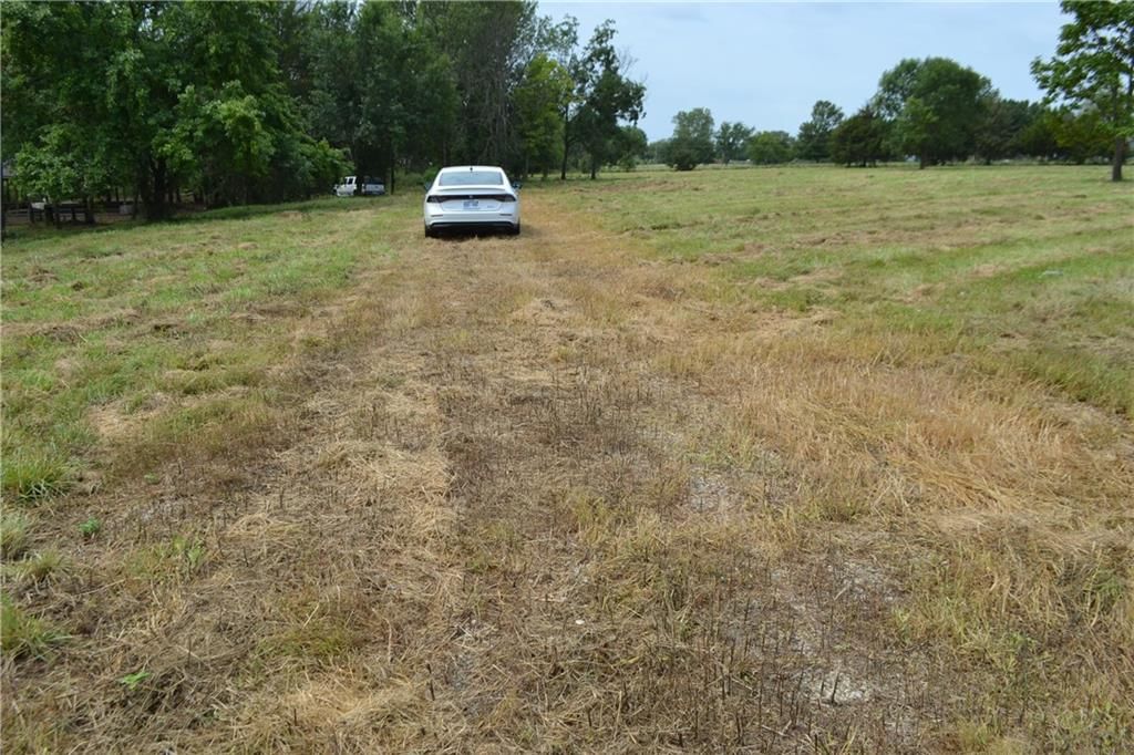 319th W Old KC Road Street — photo 2