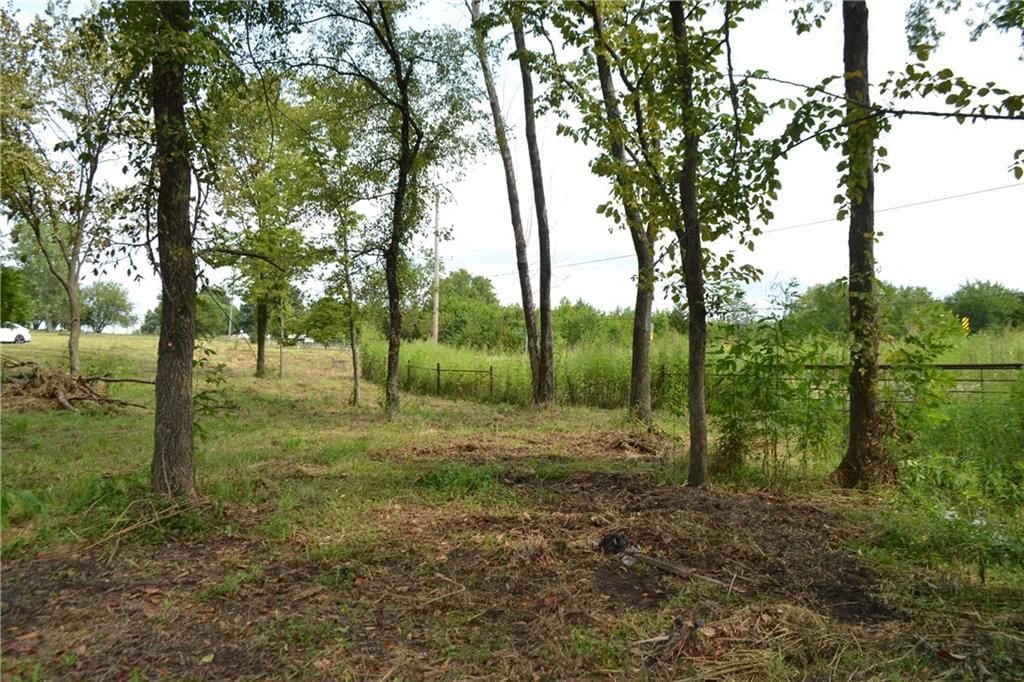 319th W Old KC Road Street — photo 23