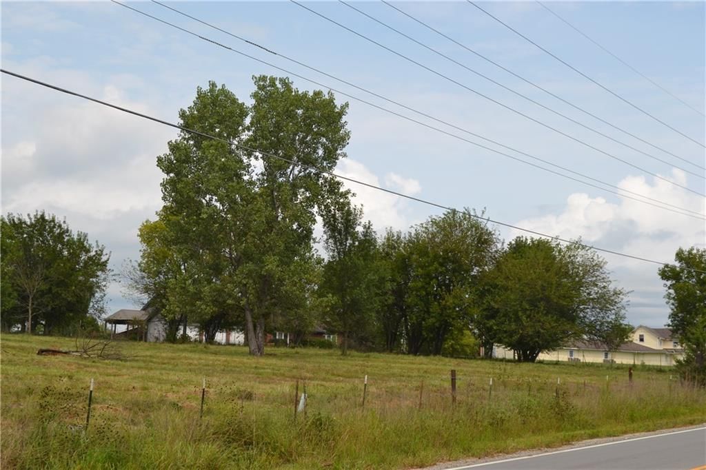 319th W Old KC Road Street — photo 41