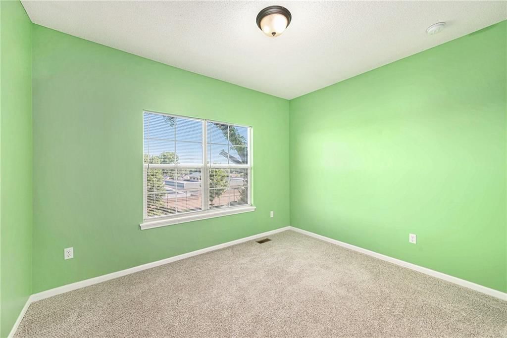 1329 Ann Avenue — photo 17