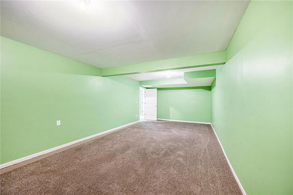 1329 Ann Avenue — photo 21