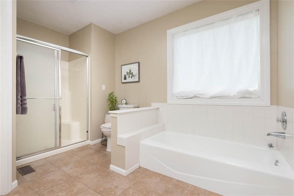 Photo 12 of 24 - 12421 S PARKER Terrace