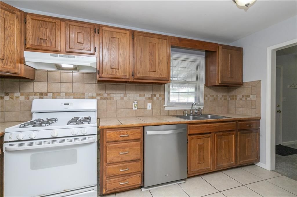 1717 N High Street — photo 10