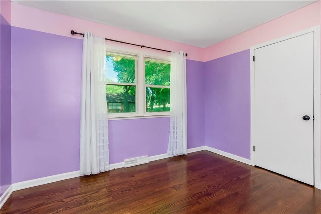 8205 FREEMAN Avenue — photo 32