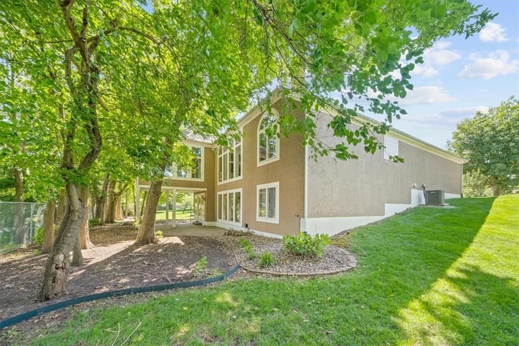 13301 Pennsylvania Court — photo 20