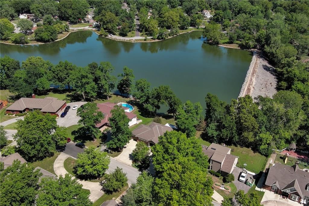 Photo 57 of 70 - 6925 Lakeshore Drive