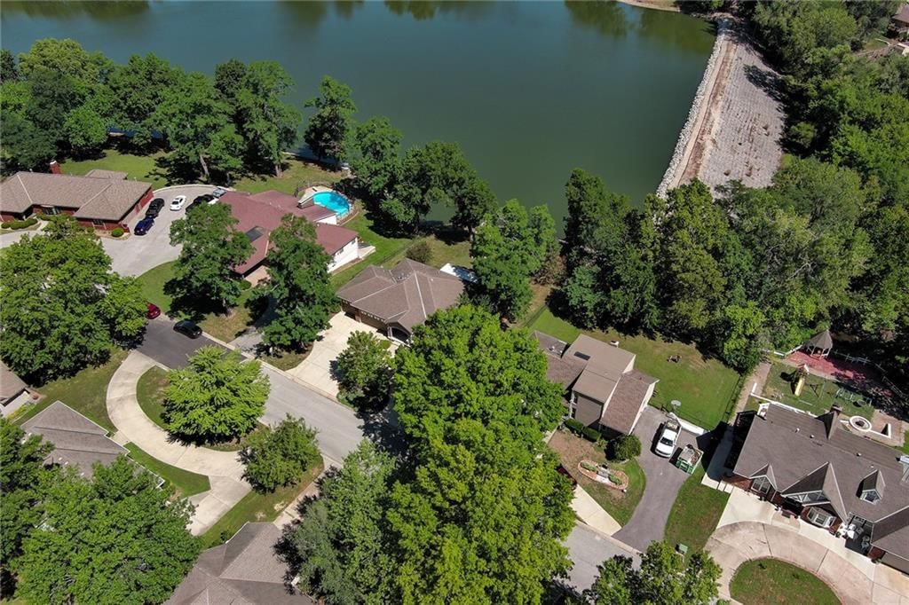 Photo 58 of 70 - 6925 Lakeshore Drive