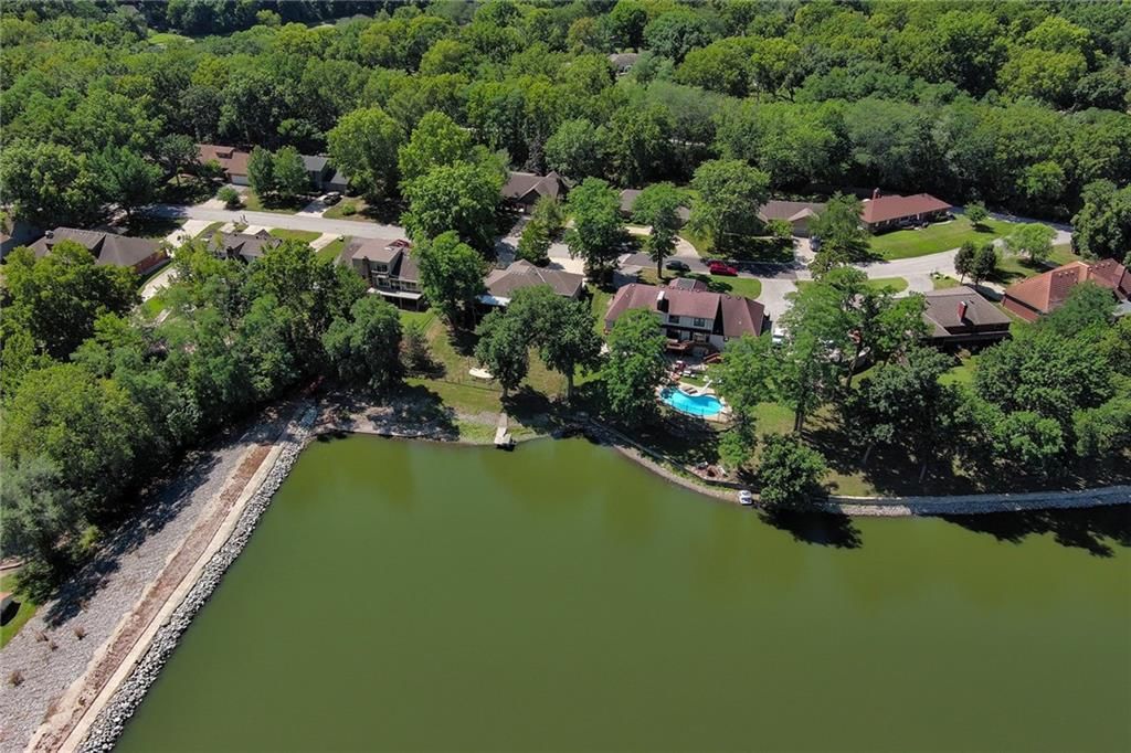 Photo 65 of 70 - 6925 Lakeshore Drive